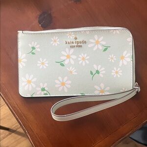 Kate Spade Mint Floral Wristlet